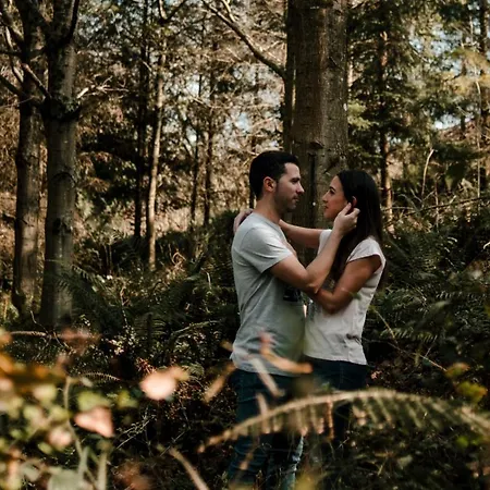 Ellauri - Adults Only 2* Zeanuri